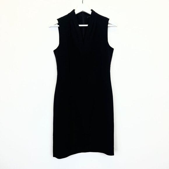 NWT T Tahari Pleated Sleeveless V Neck Sheath Dress  US 4 - Picture 3 of 12